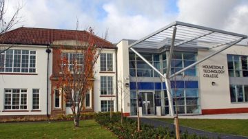 Holmesdale School